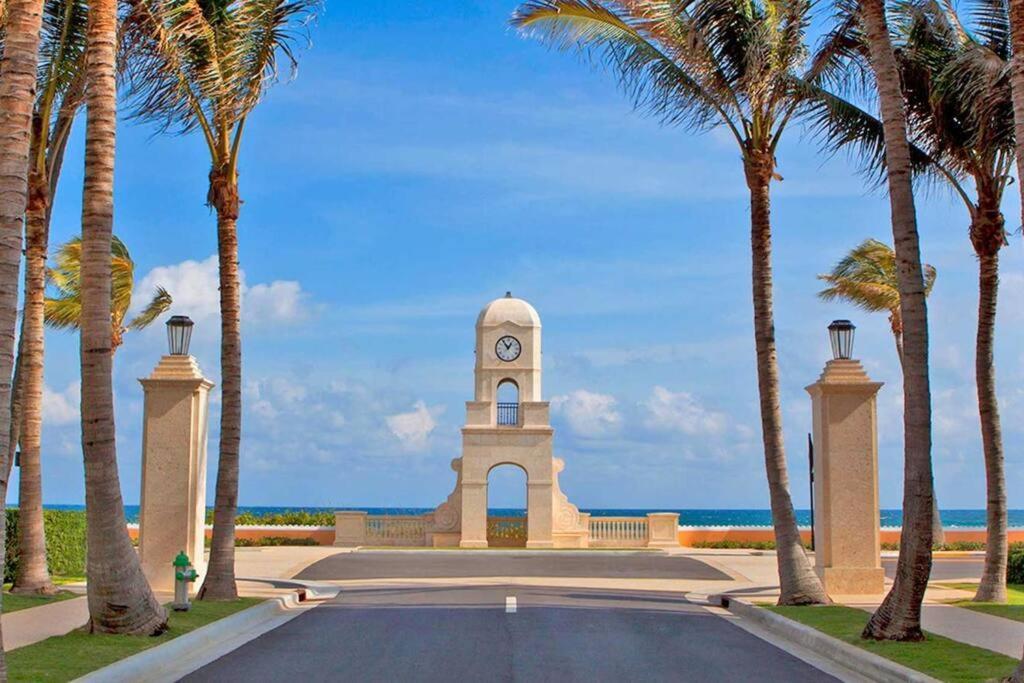 Beautiful Main House In West Palm Beach Exterior photo